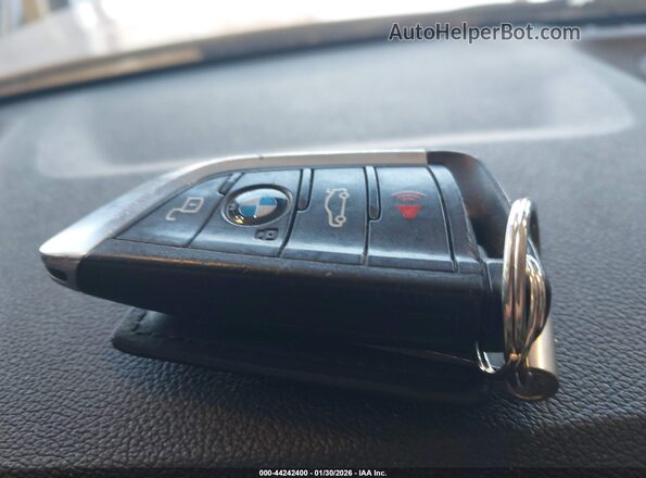 3MW5R7J01N8C57424 2022 BMW 3 SERIES White Vista del salpicadero