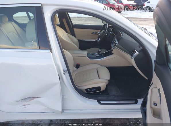 3MW5R7J02M8C01491 2021 BMW 3 SERIES White Vista interior delantera