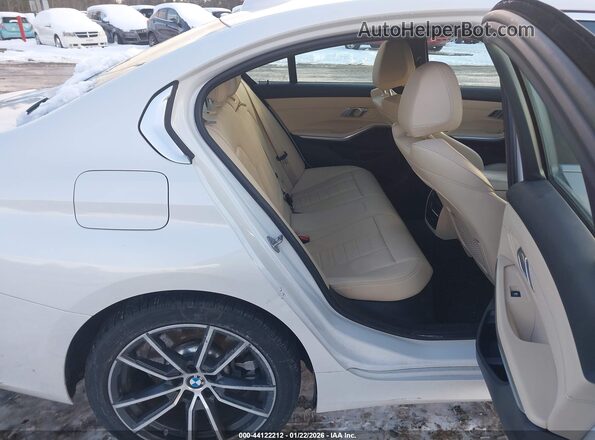 3MW5R7J02M8C01491 2021 BMW 3 SERIES White Vista de la etiqueta del VIN