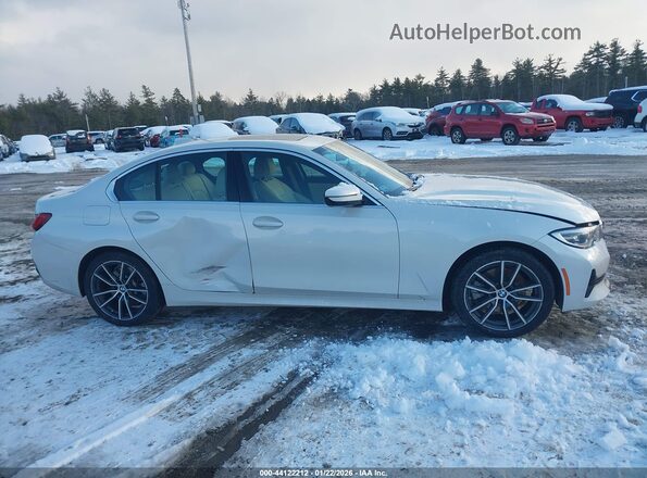 3MW5R7J02M8C01491 2021 BMW 3 SERIES White Vista interior trasera