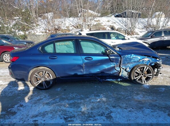 3MW5R7J03M8C02195 2021 BMW 3 SERIES Blue Widok wnętrza 360 stopni