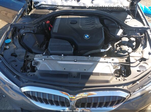 3MW5R7J07L8B28973 2020 BMW 3 SERIES Gray Widok z tyłu