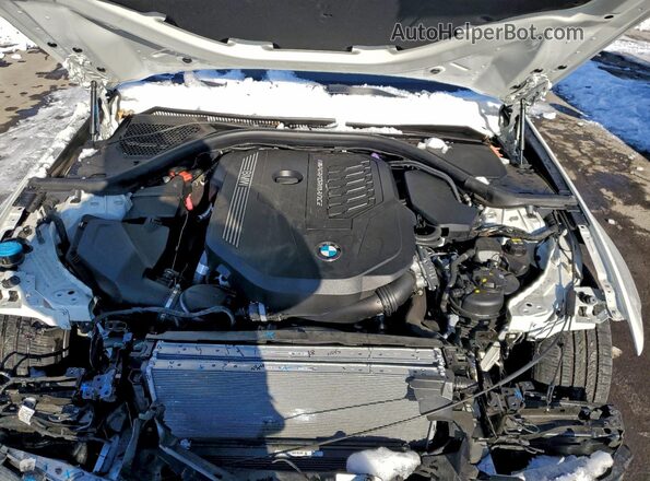 3MW5U9J09M8C02552 2021 BMW M3 White Vista interior trasera