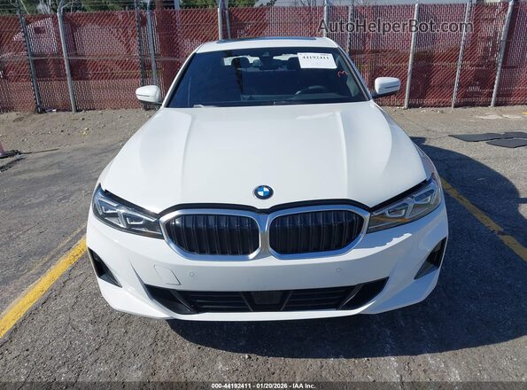 3MW69CW03S8F73408 2025 BMW 3 SERIES White Սալոնի հետևի տեսք