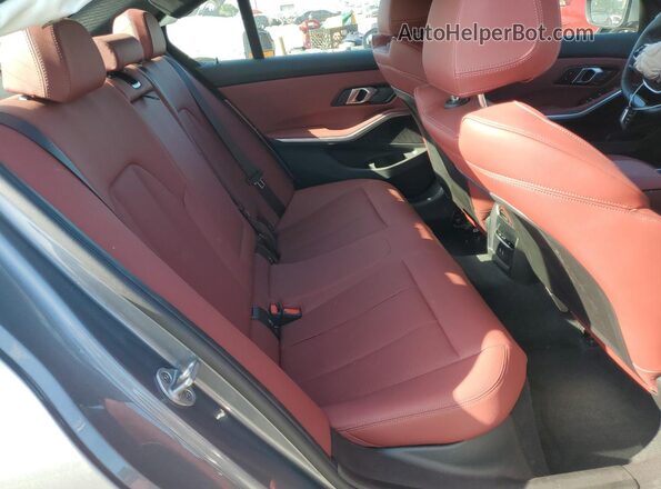 3MW69CW05S8F22783 2025 BMW 3 SERIES Gray Rear seats view
