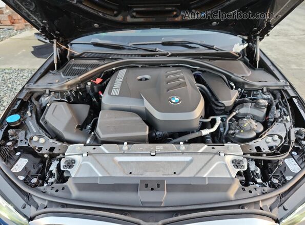 3MW69CW05S8F76293 2025 BMW 3 SERIES Black უკანა სალონის ხედი