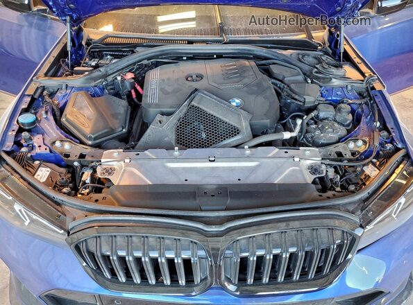3MW69FF06R8D79791 2024 BMW 3 SERIES Blue Rear interior view