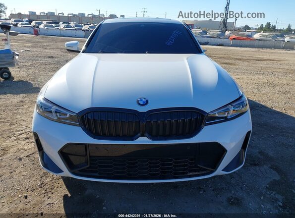 3MW69FF09P8C84543 2023 BMW 3 SERIES White ხელსაწყოთა პანელის ხედი