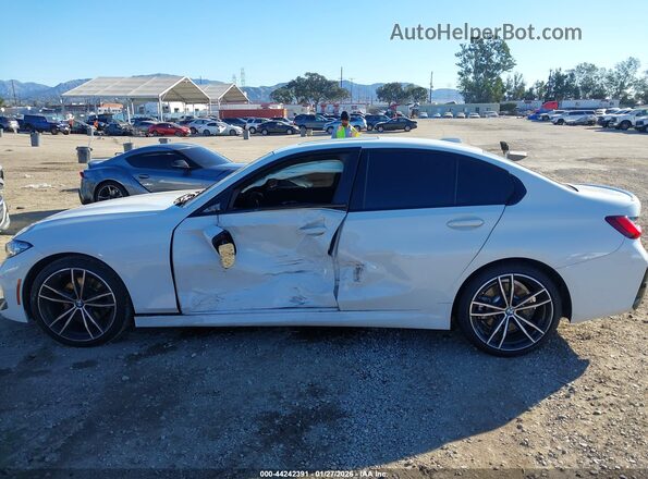 3MW69FF09P8C84543 2023 BMW 3 SERIES White სალონის 360-გრადუსიანი ხედი