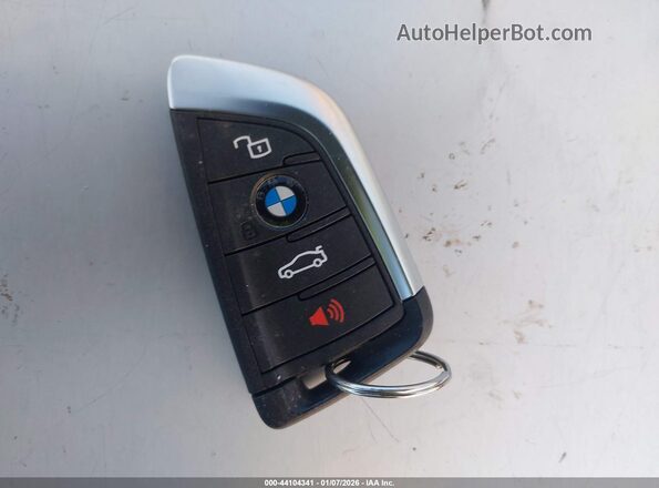 3MW69FF09R8E16865 2024 BMW 3 SERIES Gray Vista del salpicadero