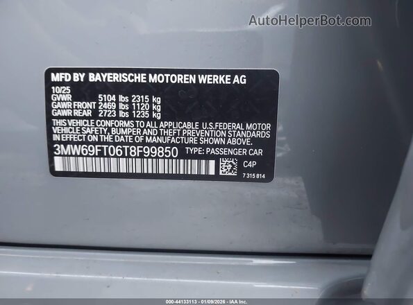 3MW69FT06T8F99850 2026 BMW M3 Gray Vista del compartimento del motor