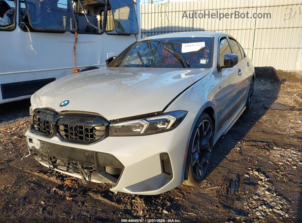 3MW69FT07S8F37663 2025 BMW M3 Gray Vista tres cuartos delantera izquierda