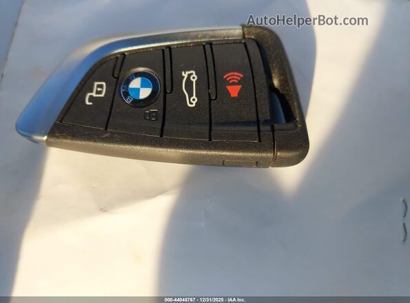 3MW69FT07S8F37663 2025 BMW M3 Gray Vista del salpicadero