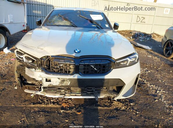 3MW69FT07S8F37663 2025 BMW M3 Gray Vista del cuadro de instrumentos