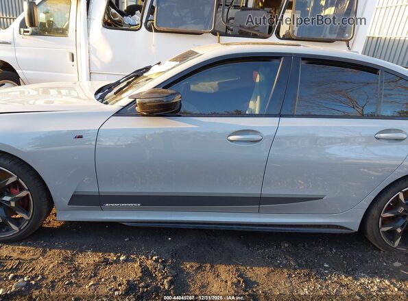3MW69FT07S8F37663 2025 BMW M3 Gray Vista interior de 360 grados