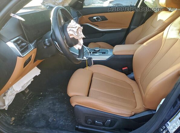3MW89FF01R8E76471 2024 BMW 3 SERIES Blue Widok wnętrza z przodu