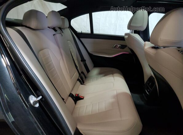 3MW89FF02R8E11340 2024 BMW 3 SERIES Black Widok tylnych siedzeń