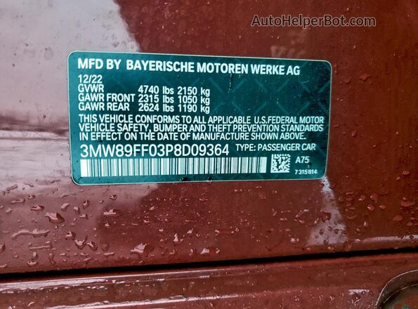 3MW89FF03P8D09364 2023 BMW 3 SERIES Red Vista del compartimento del motor
