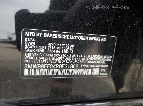 3MW89FF04R8E31802 2024 BMW 3 SERIES Black ძრავის განყოფილების ხედი