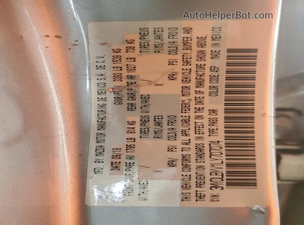 3MYDLBYV1LY707074 2020 TOYOTA YARIS Silver Вид підкапотного простору