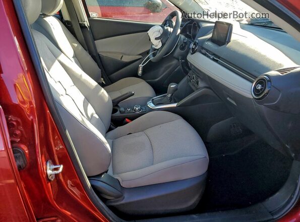 3MYDLBYV2LY711960 2020 TOYOTA YARIS Red Սալոնի դիմացի տեսք