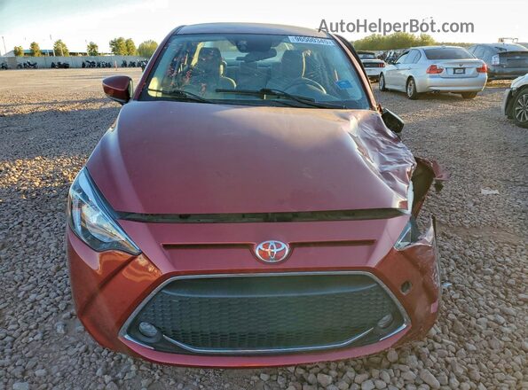3MYDLBYV2LY711960 2020 TOYOTA YARIS Red Դիմացի տեսք