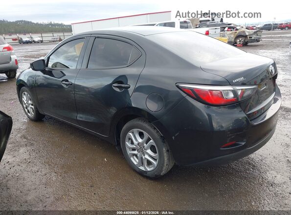 3MYDLBYV4JY306664 2018 TOYOTA YARIS IA Black 