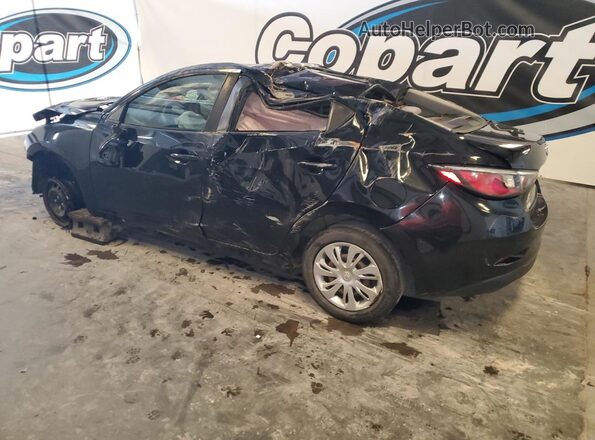 3MYDLBYV4LY705688 2020 TOYOTA YARIS Black 