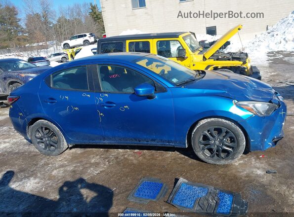 3MYDLBYV5HY171530 2017 TOYOTA YARIS IA Blue Սալոնի հետևի տեսք
