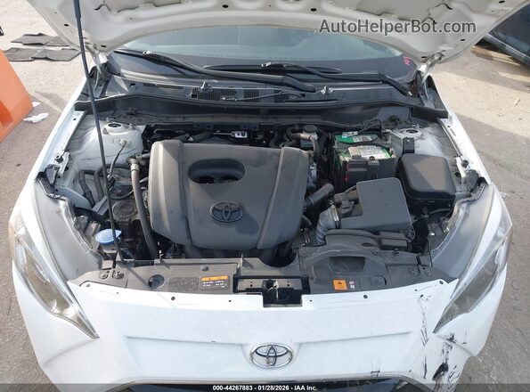 3MYDLBYV6HY182729 2017 TOYOTA YARIS IA White 