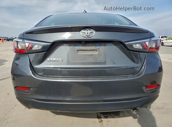 3MYDLBYV6LY716921 2020 TOYOTA YARIS Gray 