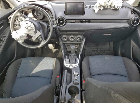 3MYDLBYV6LY716921 2020 TOYOTA YARIS Gray 