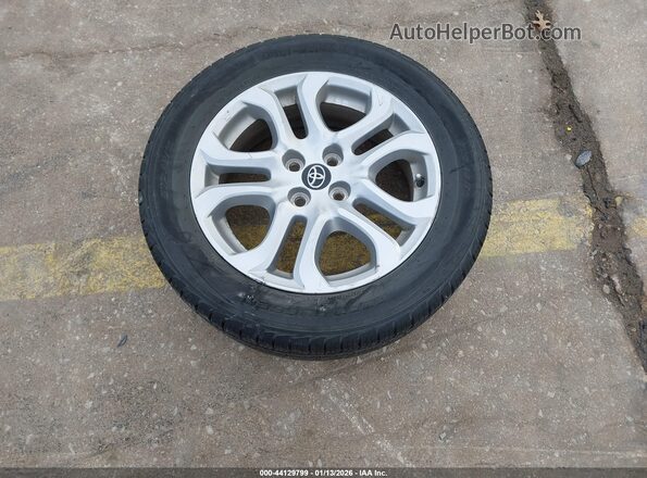 3MYDLBYV8JY320387 2018 TOYOTA YARIS IA Blue ხელსაწყოთა პანელის ხედი