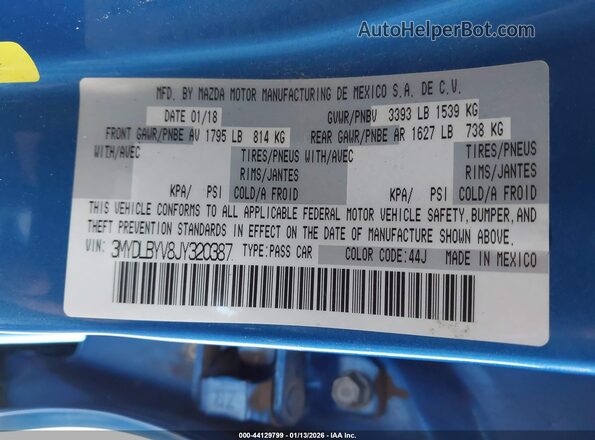 3MYDLBYV8JY320387 2018 TOYOTA YARIS IA Blue ძრავის განყოფილების ხედი