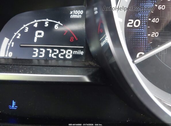 3MYDLBYV8JY332894 2018 TOYOTA YARIS IA Белый 
