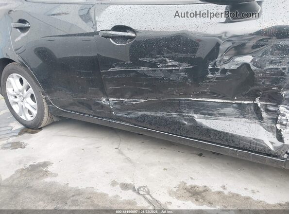 3MYDLBYVXJY302683 2018 TOYOTA YARIS IA Черный 