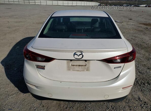 3MZBN1V37JM210027 2018 MAZDA 3 White Widok z tyłu