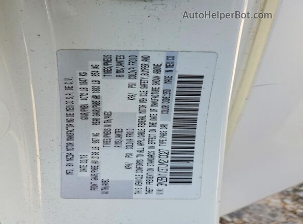 3MZBN1V37JM210027 2018 MAZDA 3 White Widok komory silnika