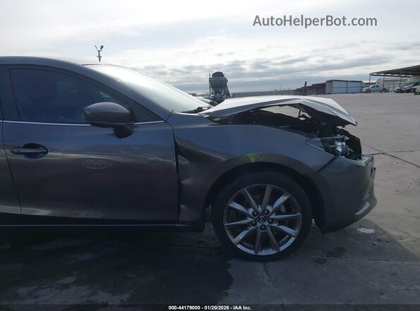 3MZBN1V39JM216556 2018 MAZDA 3 Gray 