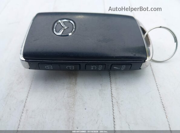 3MZBPAAL4NM303402 2022 MAZDA 3 Черный Вид панели приборов