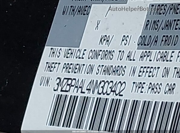 3MZBPAAL4NM303402 2022 MAZDA 3 Черный Вид подкапотного пространства