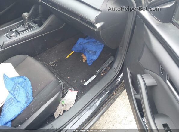 3MZBPAAL4NM303402 2022 MAZDA 3 Черный Вид салона спереди
