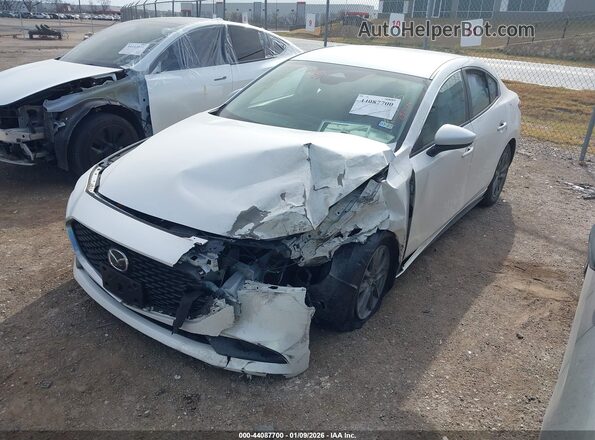 3MZBPAAM8SM468745 2025 MAZDA 3 White 