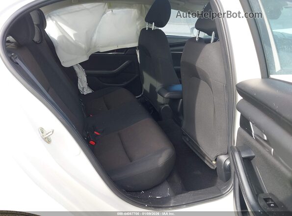 3MZBPAAM8SM468745 2025 MAZDA 3 White 