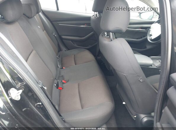 3MZBPAAM9RM436994 2024 MAZDA 3 Black 