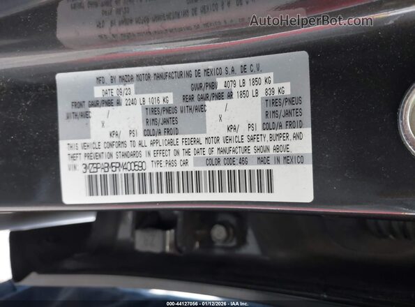 3MZBPABM5RM400590 2024 MAZDA 3 Gray Vista del compartimento del motor