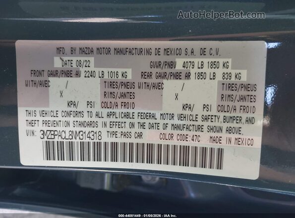 3MZBPACL8NM314318 2022 MAZDA 3 Gray Vista del compartimento del motor