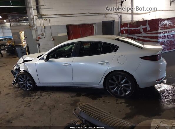 3MZBPACM8RM400758 2024 MAZDA 3 White Սալոնի 360 աստիճան տեսք