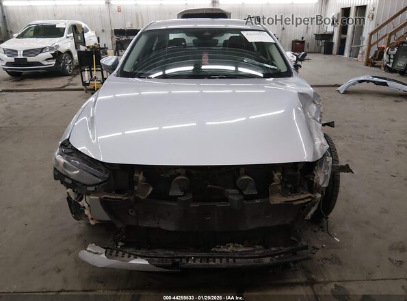 3MZBPBBM2MM207747 2021 MAZDA 3 Silver Vista interior trasera