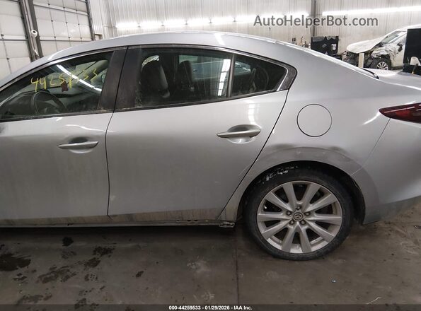 3MZBPBBM2MM207747 2021 MAZDA 3 Silver 